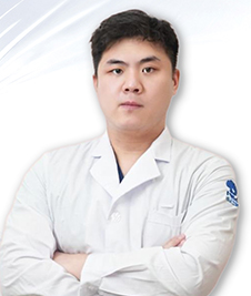 李岩